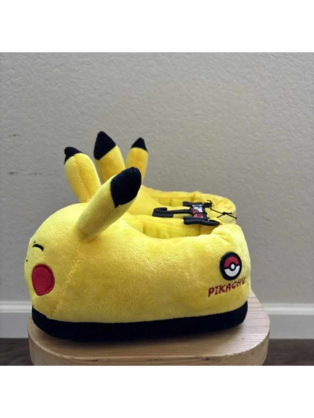 Pokemon winking pikachu